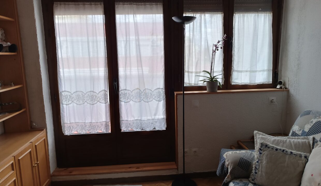 2.7 salon